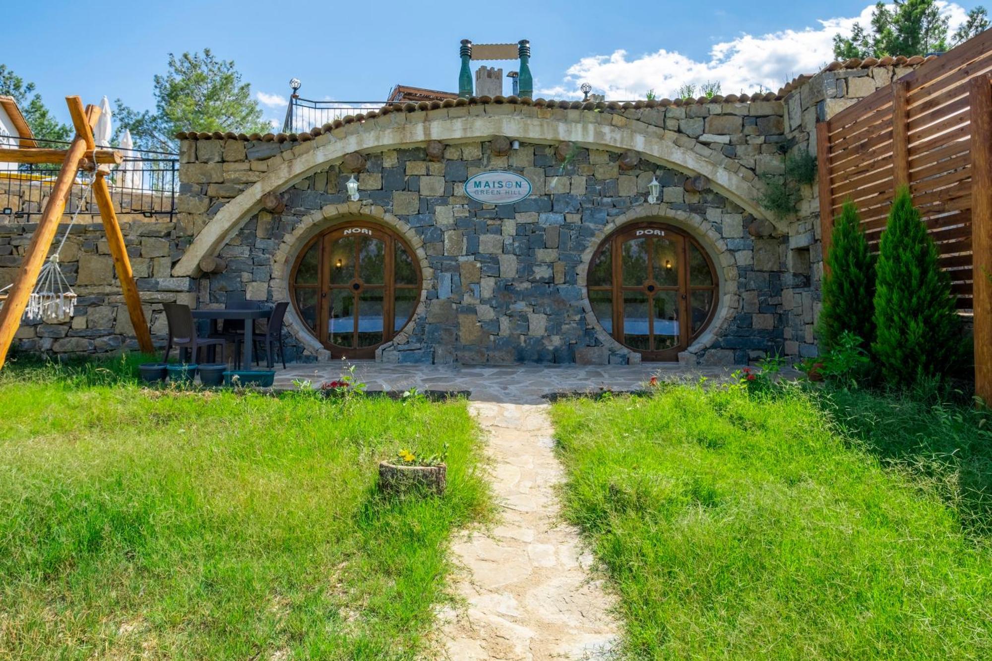 Maison Green Hill Hobbit Villas & Boutique Hotel Анталія Екстер'єр фото